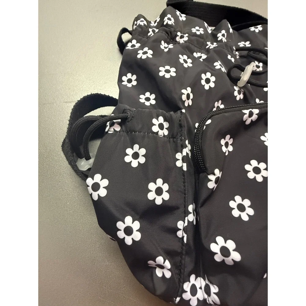 Art Class Black White Floral Daisy Backpack‎ Drawstring Magnetic Snap Closure